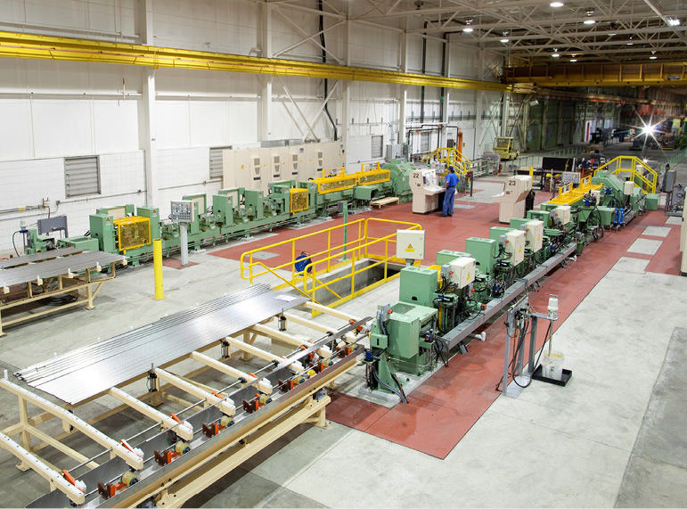 Система управления на базе ПЛК для холодной пильгерной прокатки труб, непрерывный метод прокатки, обеспечивающий производство бесшовных труб с управлением процессом